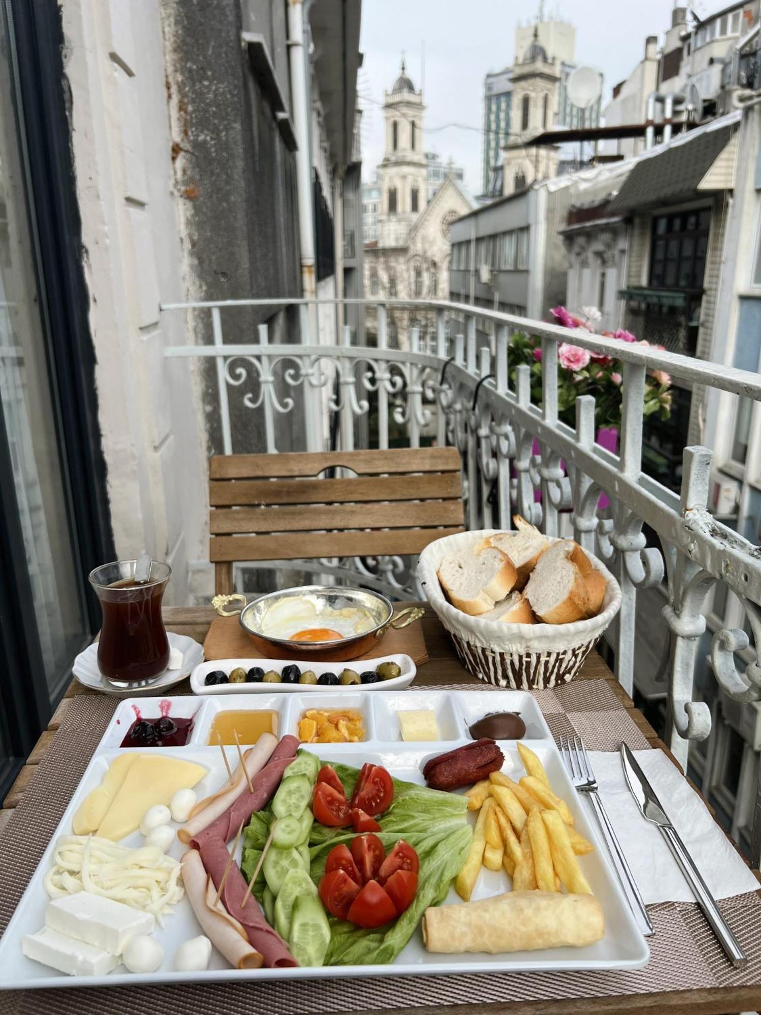 Golden Door Hotel Istanbul Exterior photo